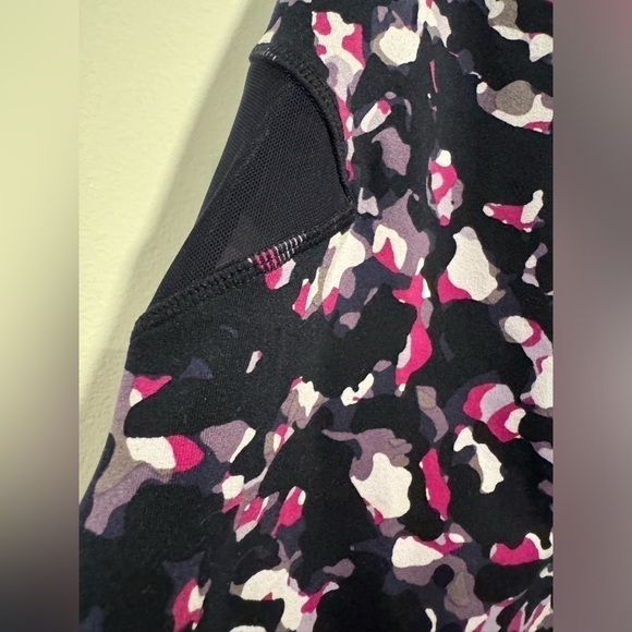 YUMMIE black multicolored tank size medium - Picture 6 of 7